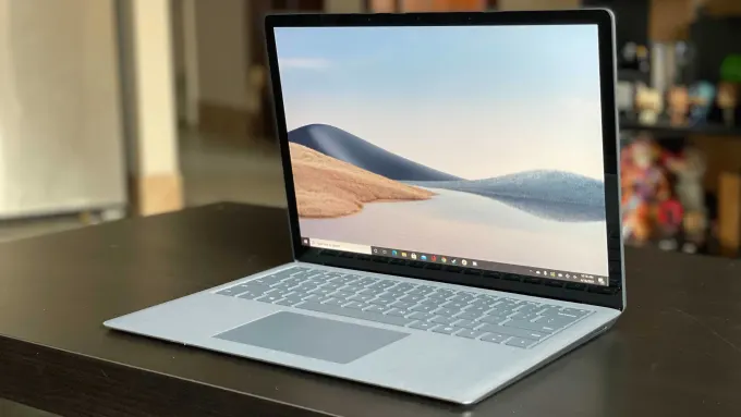 Microsoft Surface Laptop 4