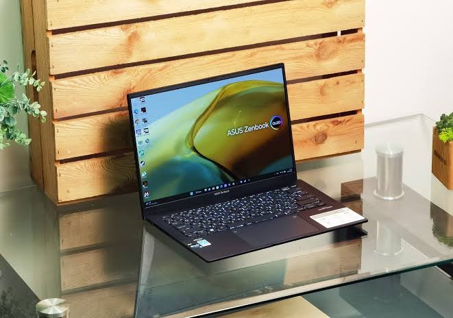 ASUS ZenBook 14